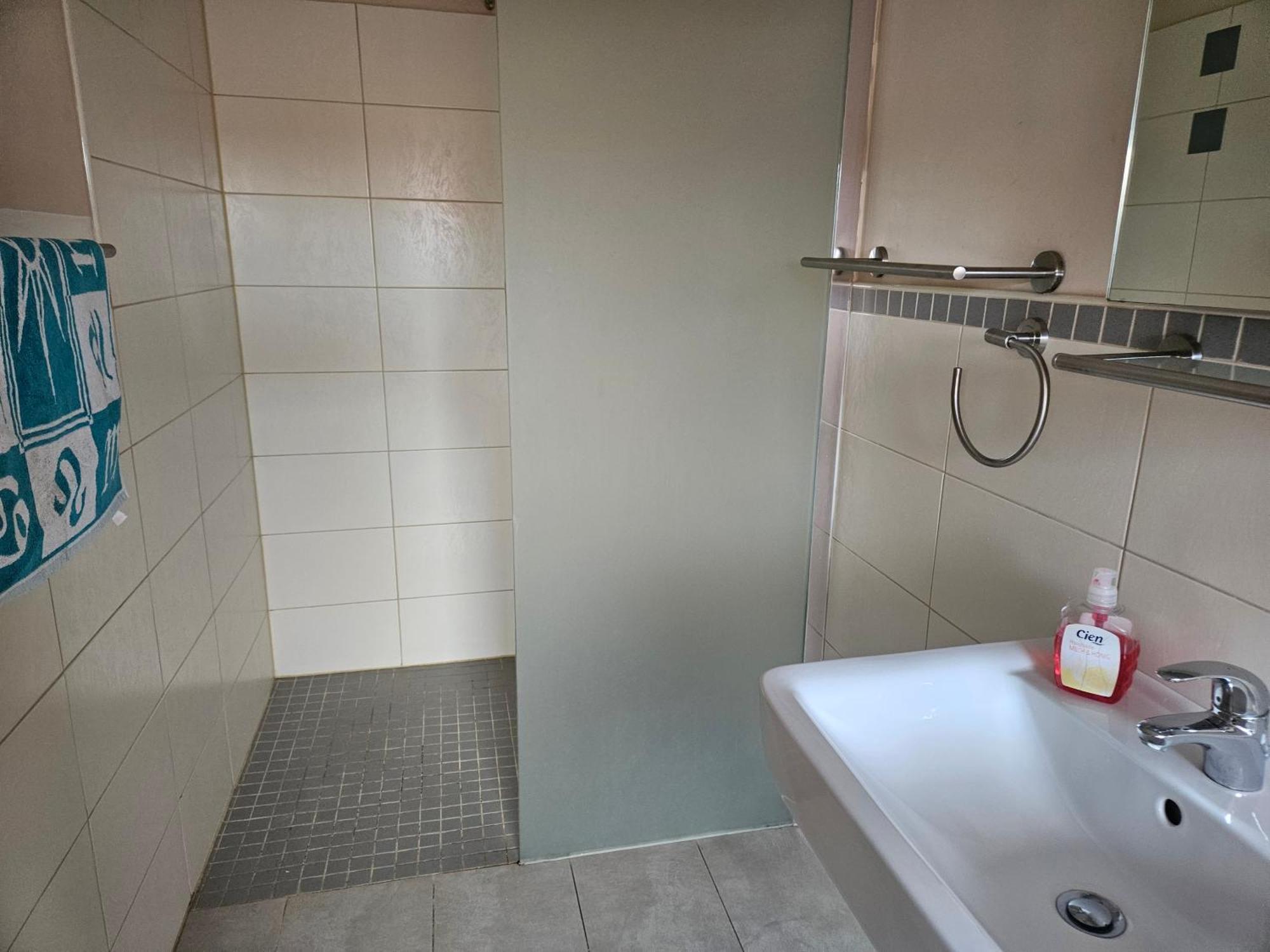 Hotel Zur Schmiede Heiningen Esterno foto