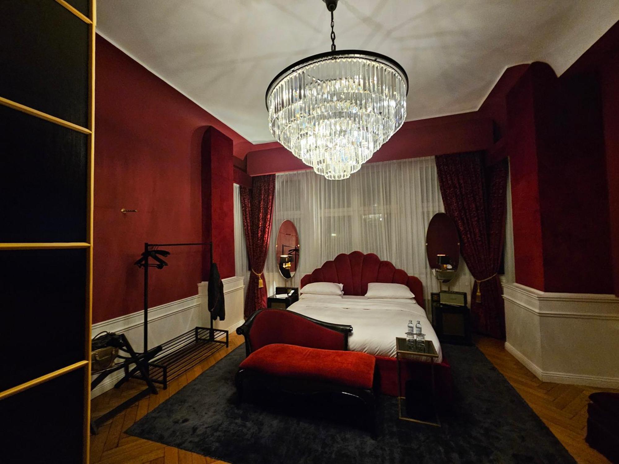 Hotel Zur Schmiede Heiningen Esterno foto